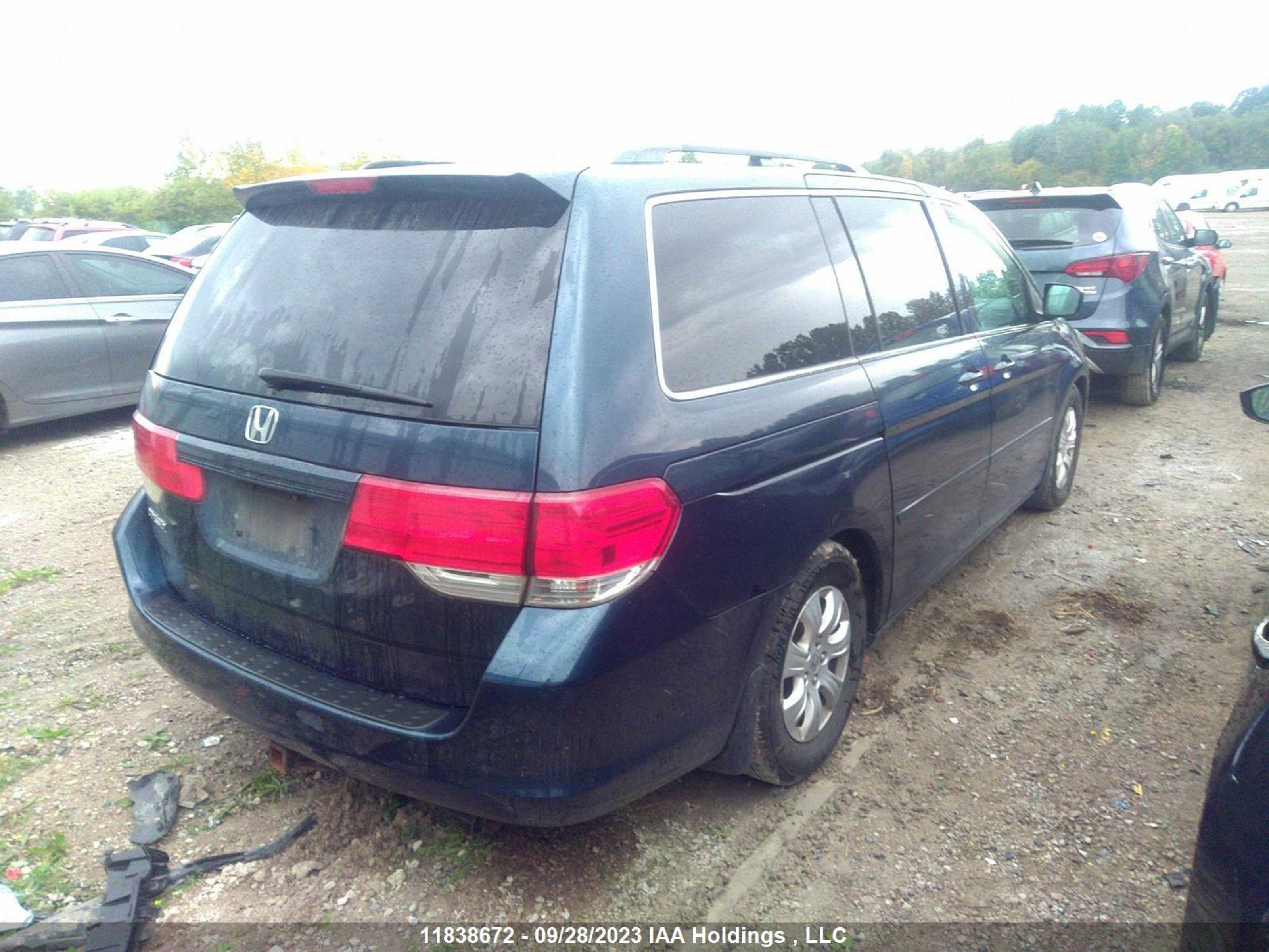 Photo 3 VIN: 5FNRL3H58AB506355 - HONDA ODYSSEY 