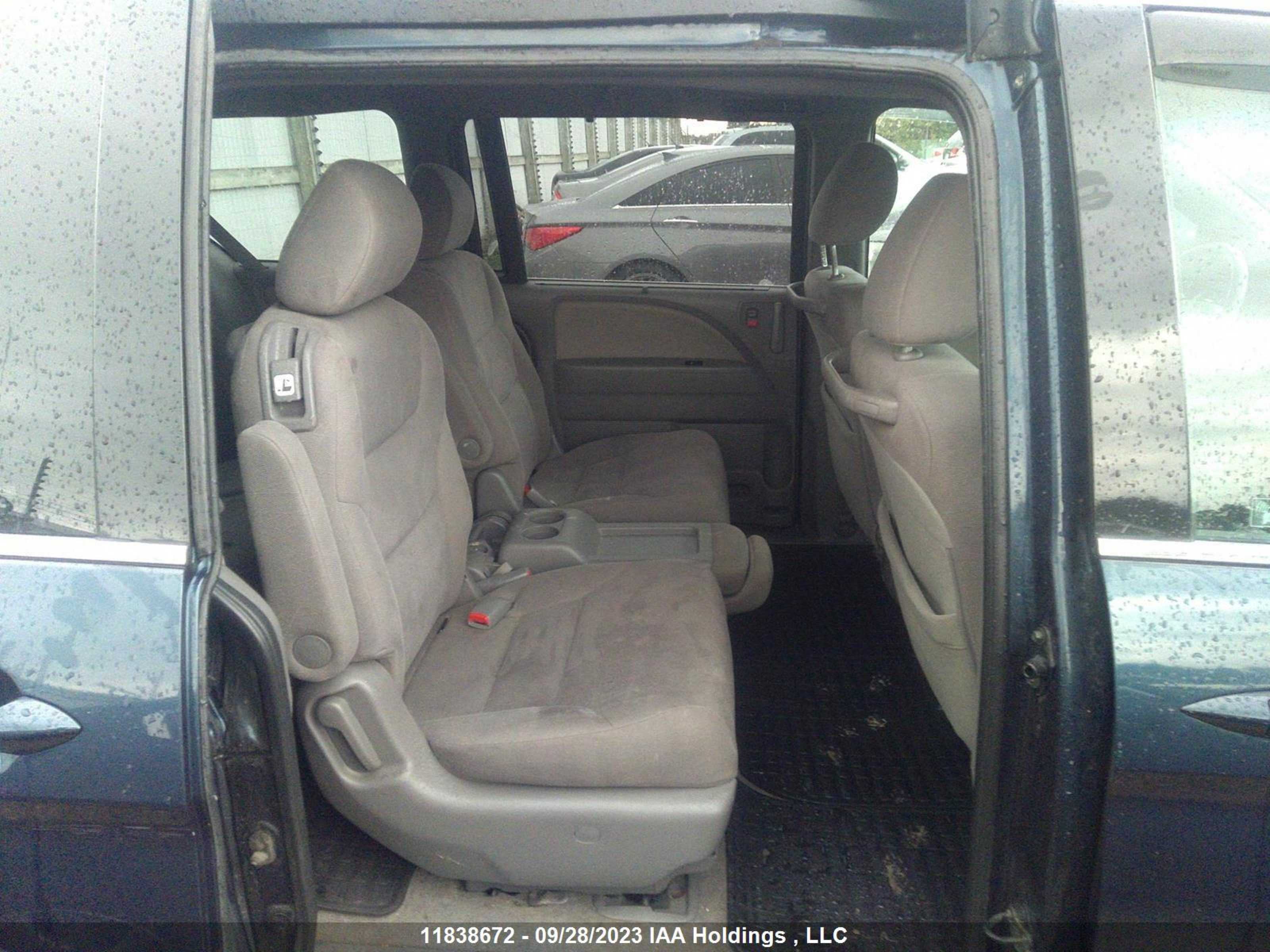 Photo 7 VIN: 5FNRL3H58AB506355 - HONDA ODYSSEY 