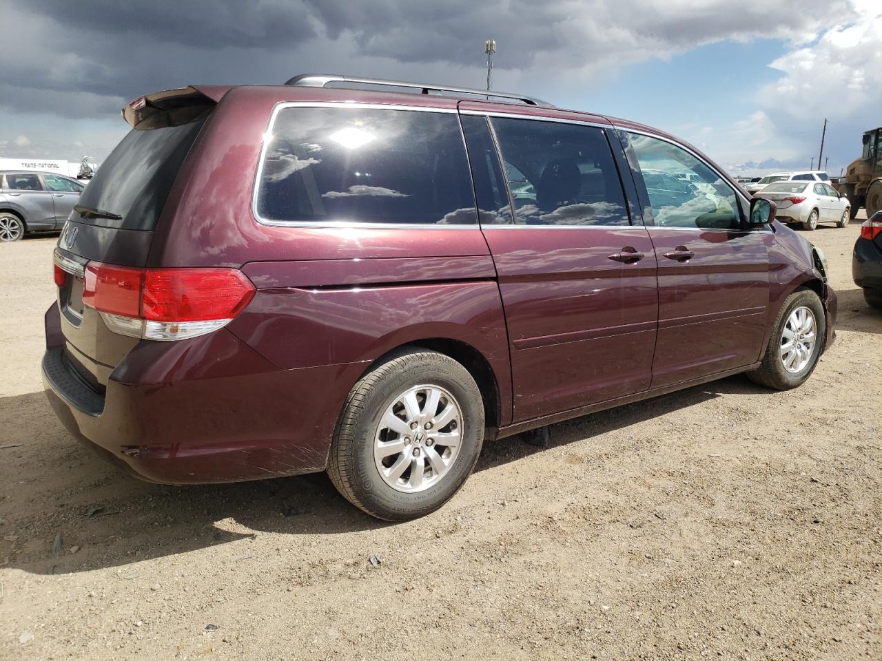 Photo 2 VIN: 5FNRL3H60AB074501 - HONDA ODYSSEY 