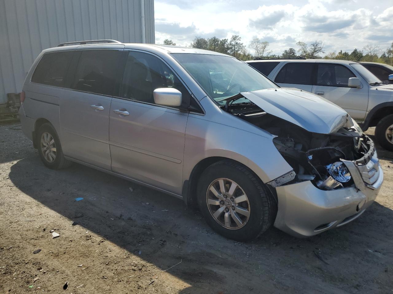 Photo 3 VIN: 5FNRL3H60AB114236 - HONDA ODYSSEY 