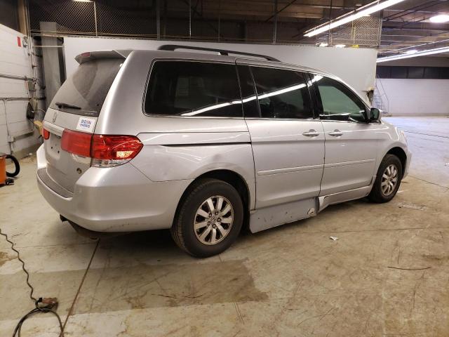 Photo 2 VIN: 5FNRL3H63AB013983 - HONDA ODYSSEY 