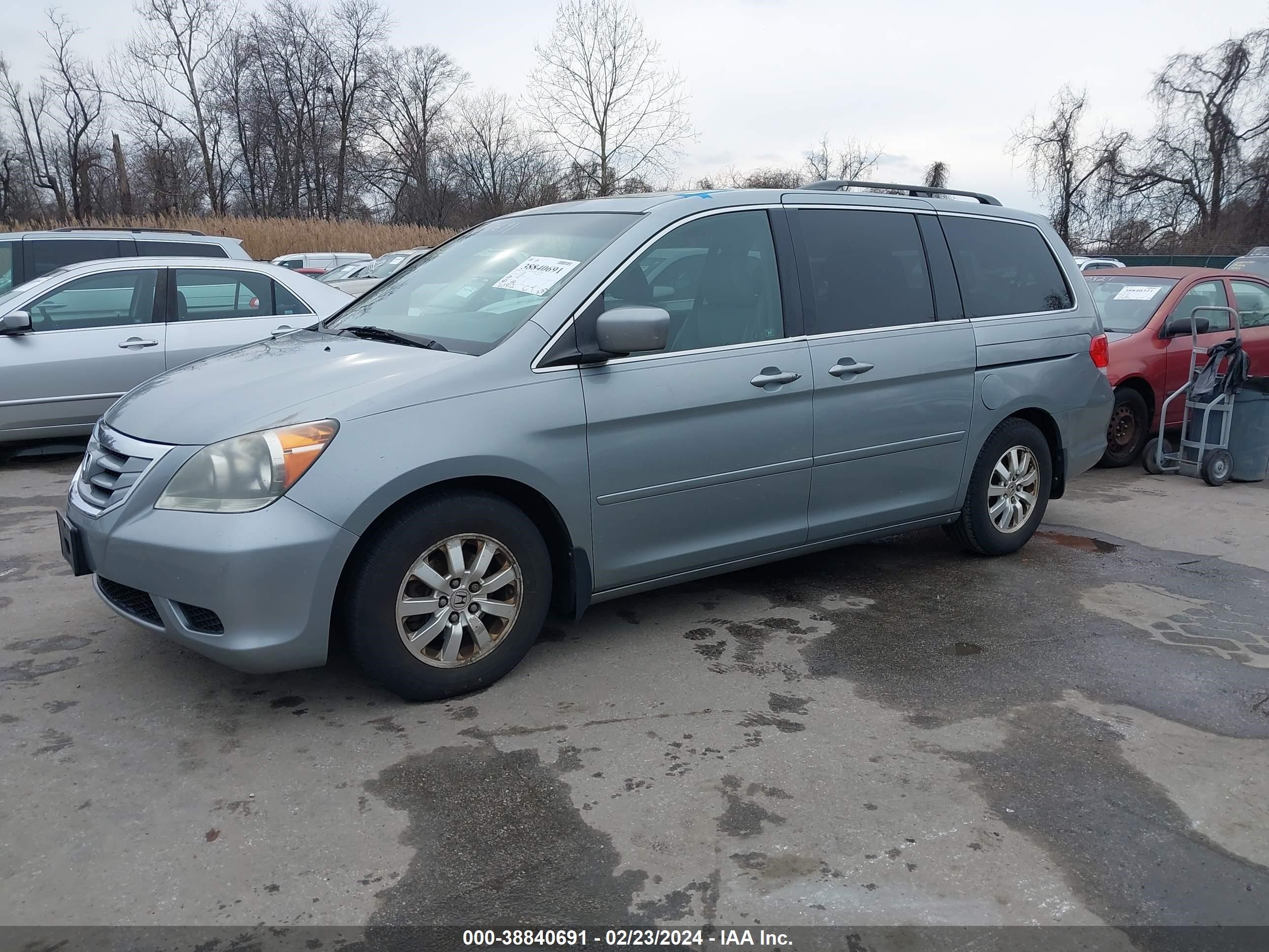 Photo 1 VIN: 5FNRL3H63AB108107 - HONDA ODYSSEY 