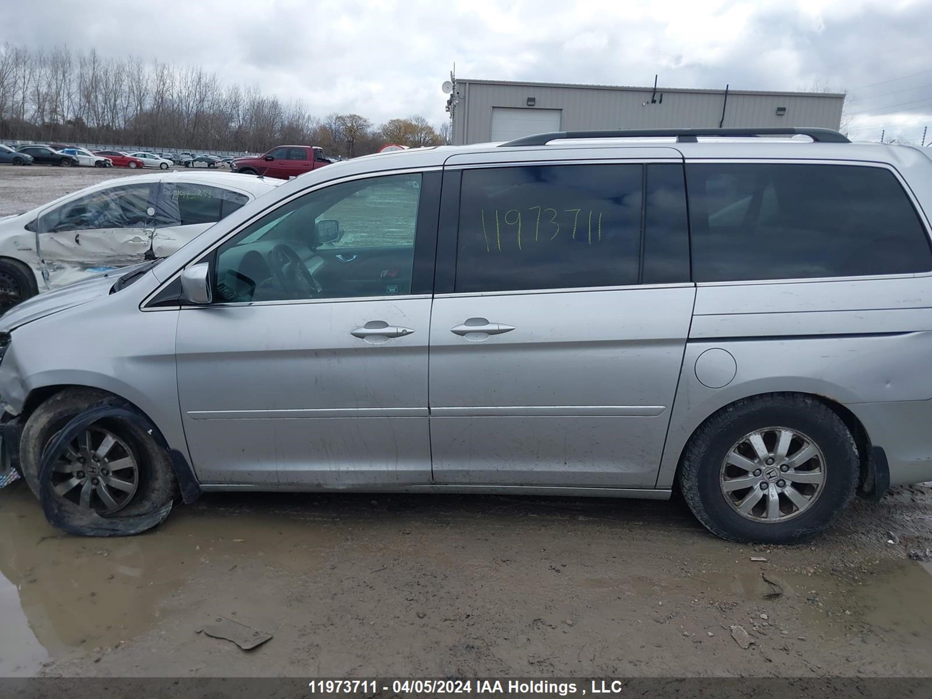 Photo 13 VIN: 5FNRL3H65AB502384 - HONDA ODYSSEY 