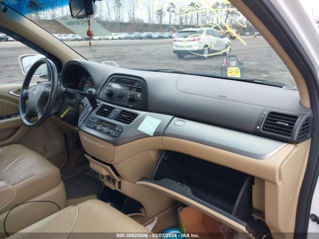 Photo 4 VIN: 5FNRL3H68AB003109 - HONDA ODYSSEY 