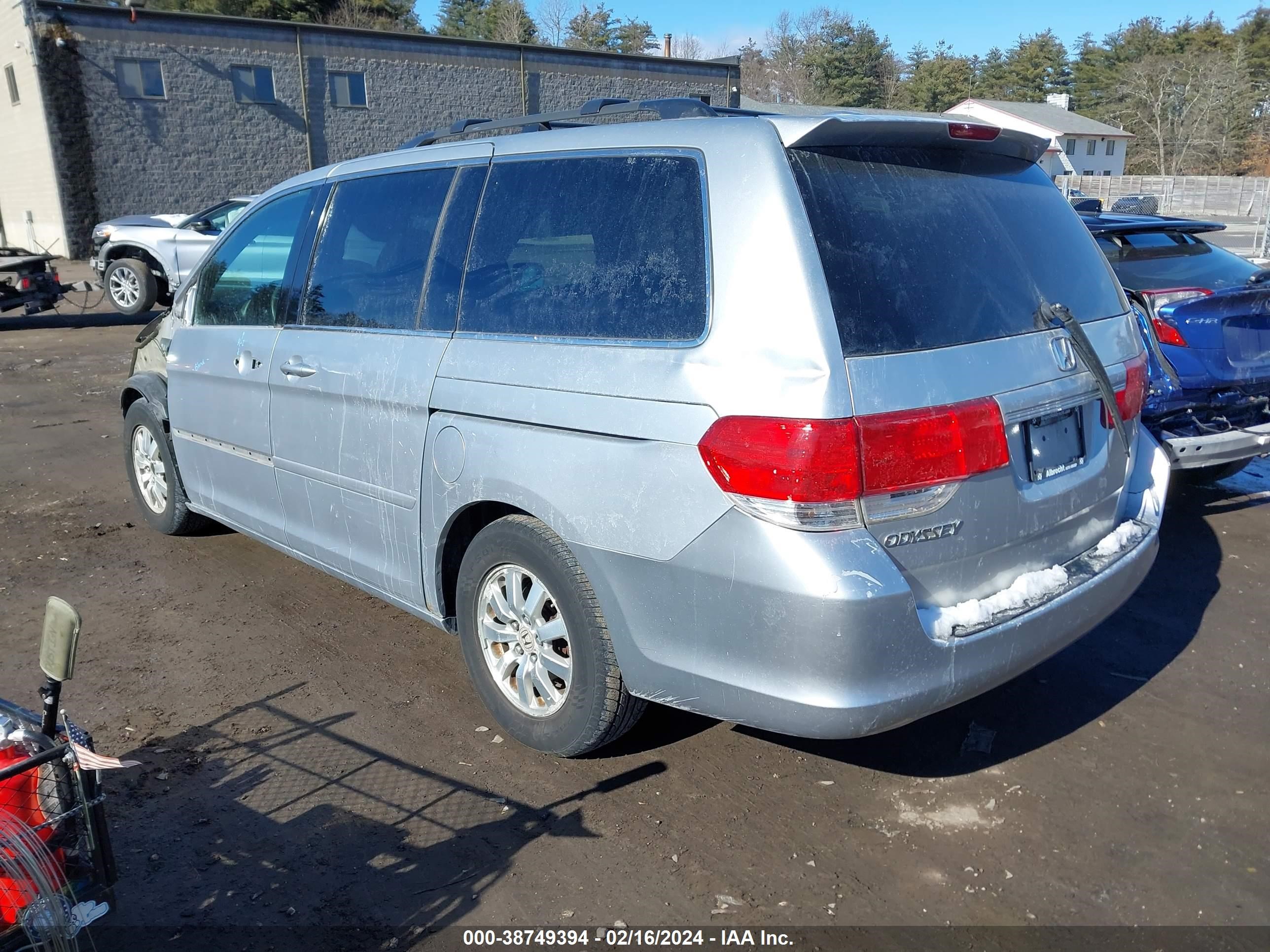 Photo 2 VIN: 5FNRL3H68AB019049 - HONDA ODYSSEY 