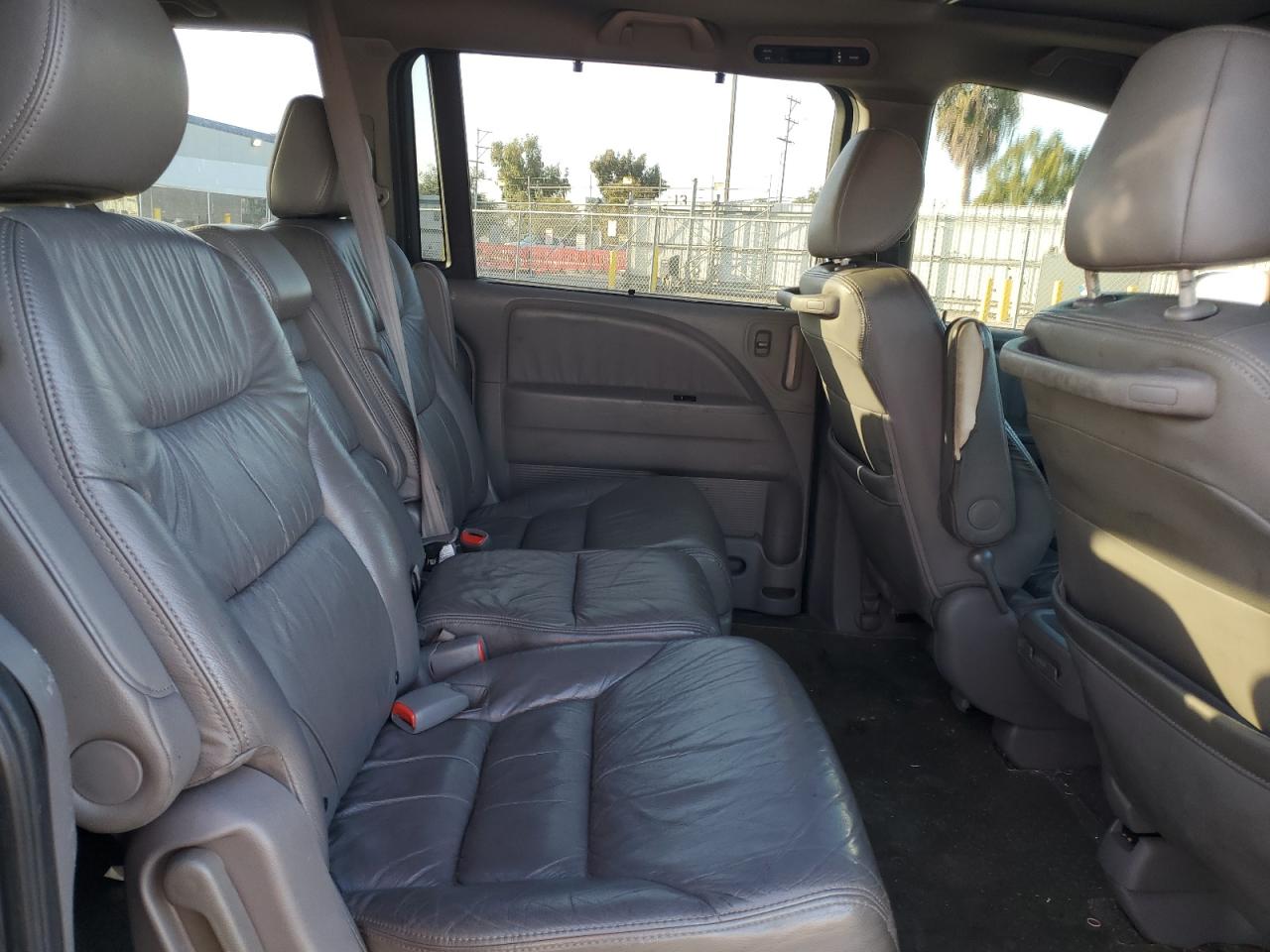 Photo 10 VIN: 5FNRL3H68AB066081 - HONDA ODYSSEY 