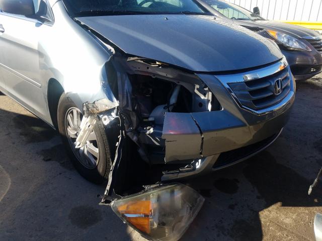 Photo 8 VIN: 5FNRL3H69AB007282 - HONDA ODYSSEY EX 