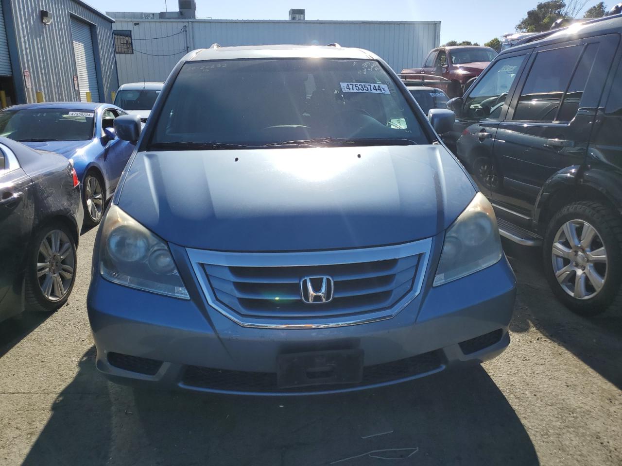 Photo 4 VIN: 5FNRL3H6XAB098451 - HONDA ODYSSEY 