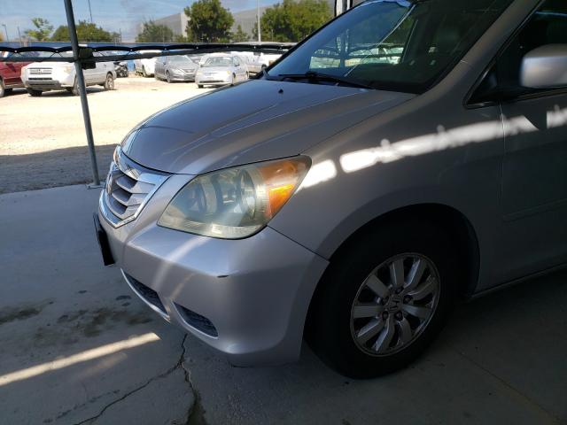 Photo 8 VIN: 5FNRL3H70AB017370 - HONDA ODYSSEY EX 