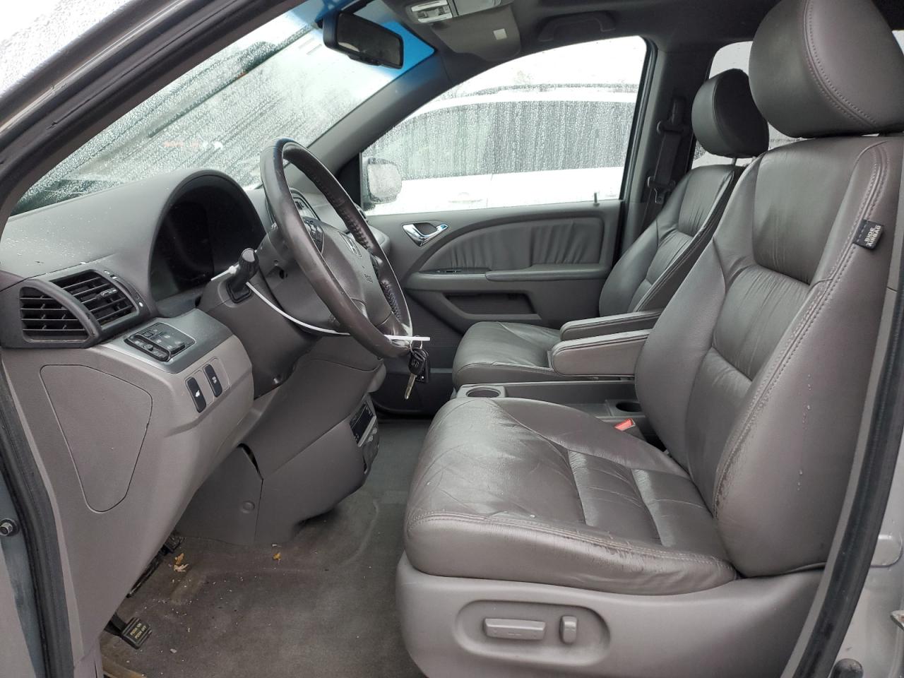 Photo 6 VIN: 5FNRL3H74AB027125 - HONDA ODYSSEY 