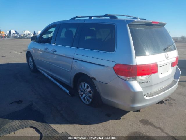 Photo 2 VIN: 5FNRL3H75AB049795 - HONDA ODYSSEY 