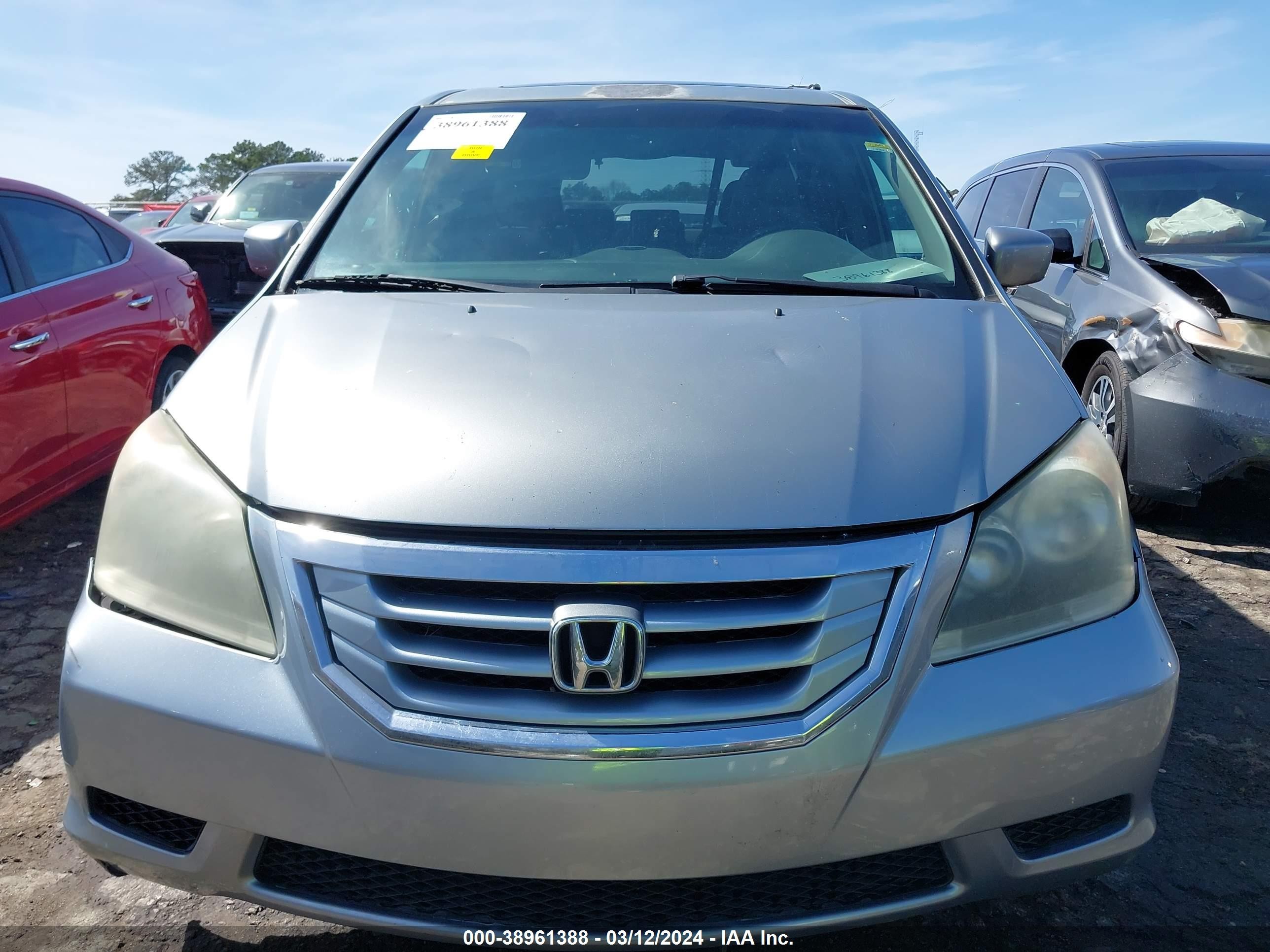 Photo 11 VIN: 5FNRL3H75AB085311 - HONDA ODYSSEY 