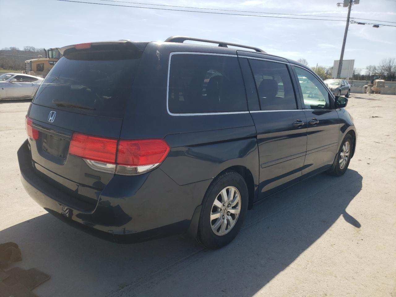 Photo 2 VIN: 5FNRL3H75AB106433 - HONDA ODYSSEY 