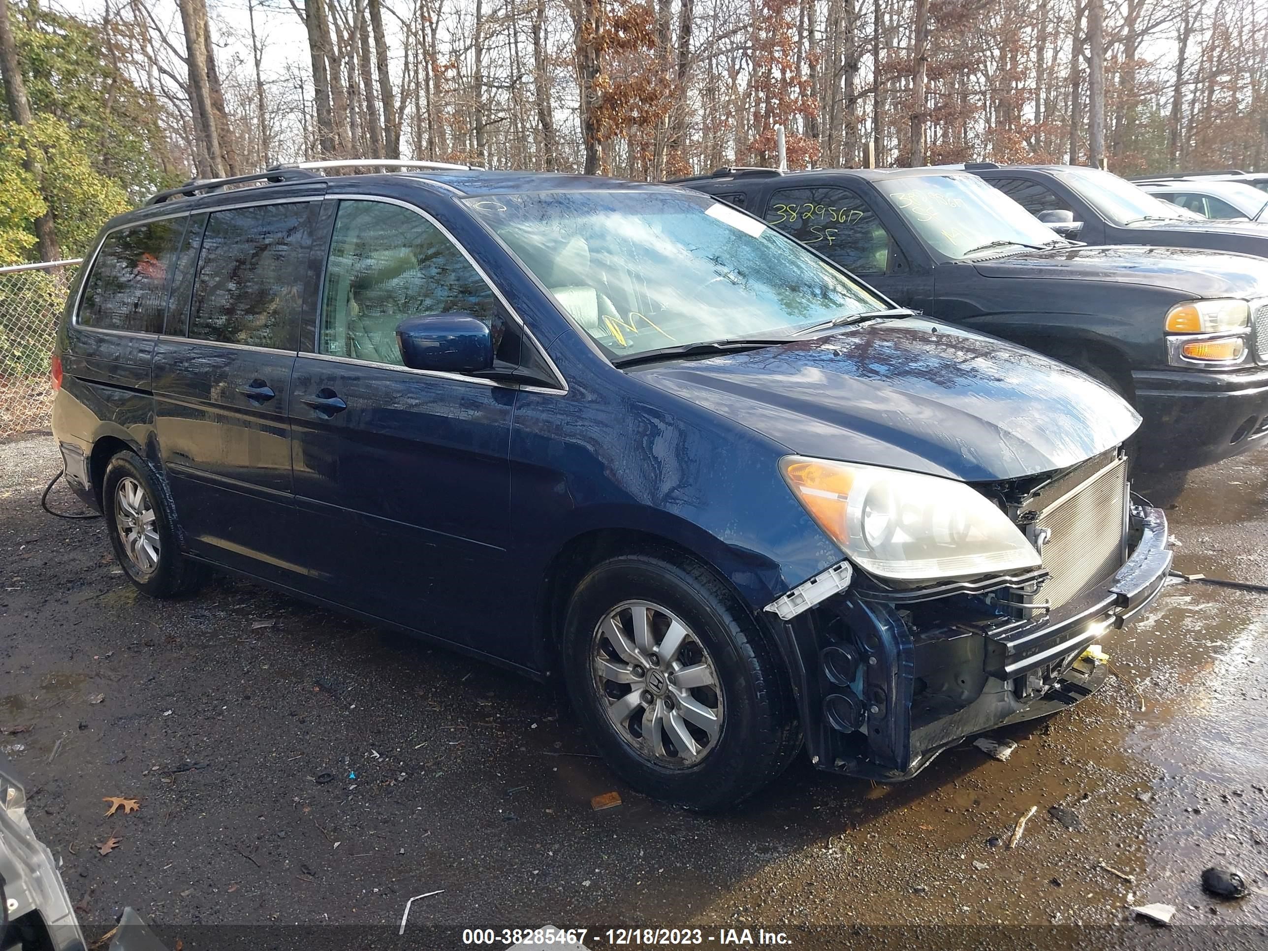 Photo 0 VIN: 5FNRL3H75AB107680 - HONDA ODYSSEY 