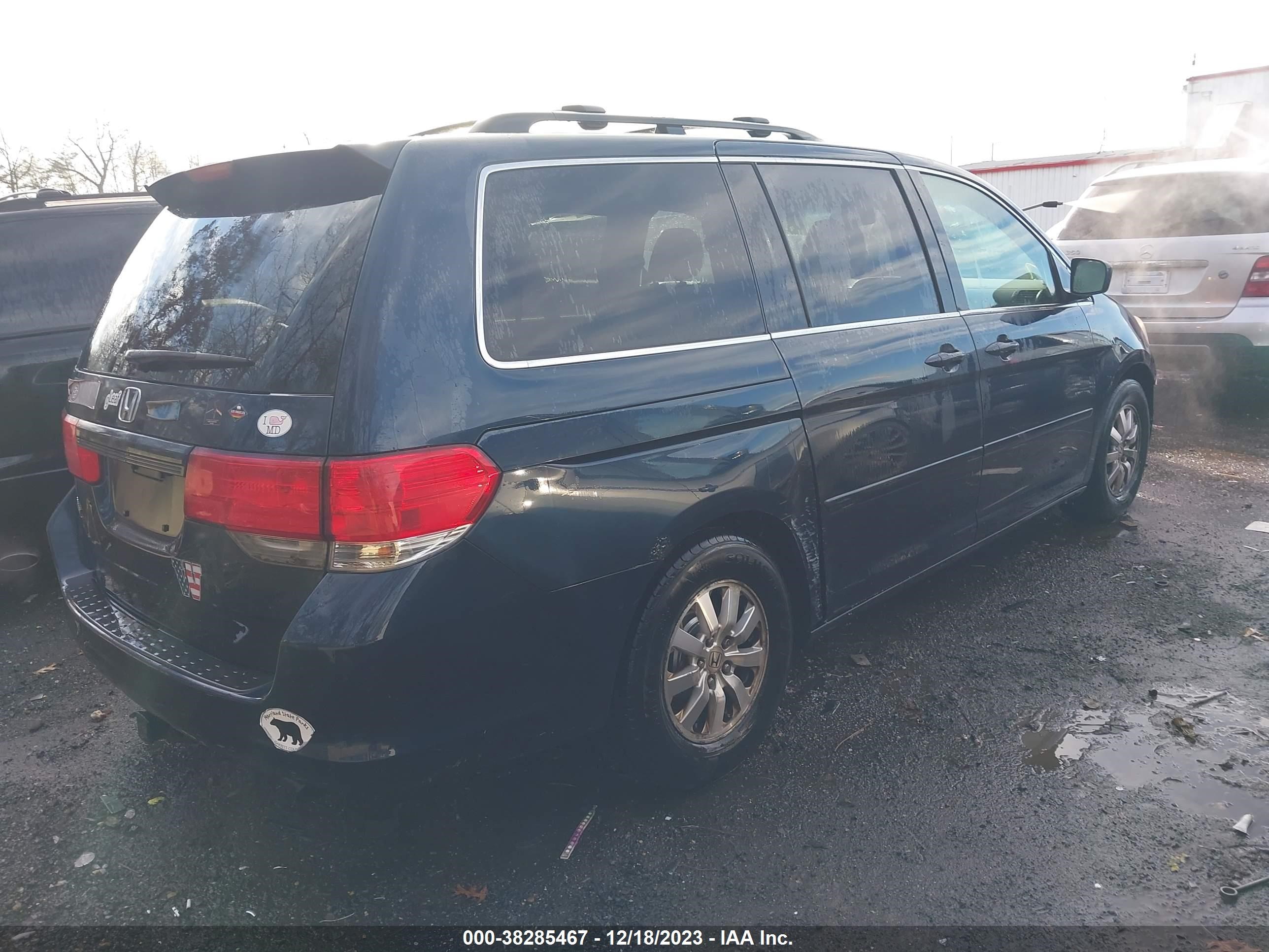 Photo 3 VIN: 5FNRL3H75AB107680 - HONDA ODYSSEY 