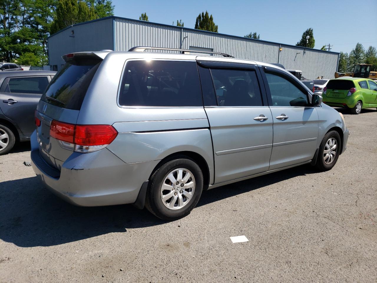 Photo 2 VIN: 5FNRL3H78AB019187 - HONDA ODYSSEY 