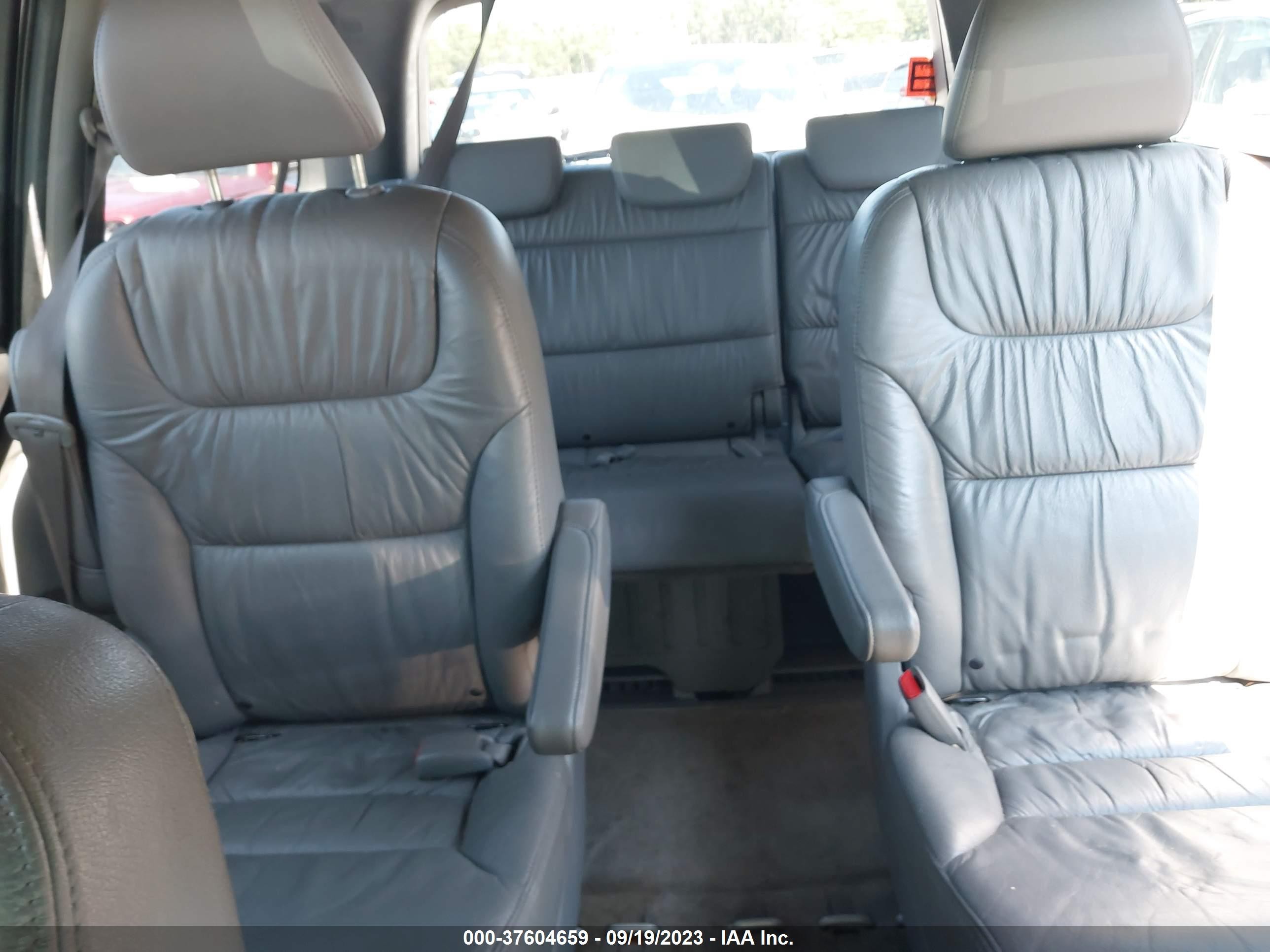 Photo 7 VIN: 5FNRL3H78AB057132 - HONDA ODYSSEY 