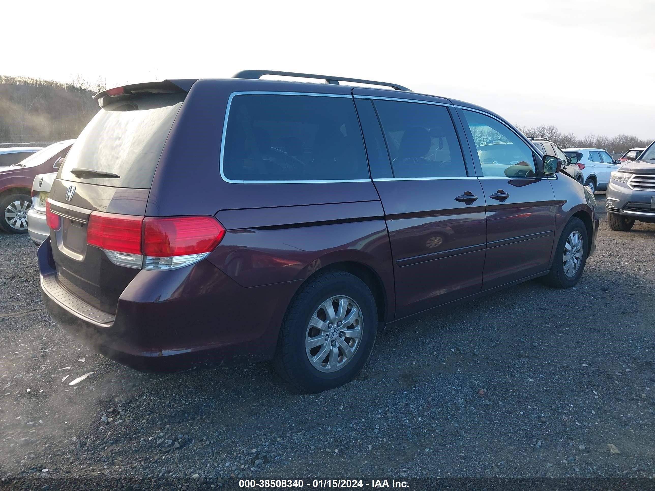 Photo 3 VIN: 5FNRL3H79AB080905 - HONDA ODYSSEY 