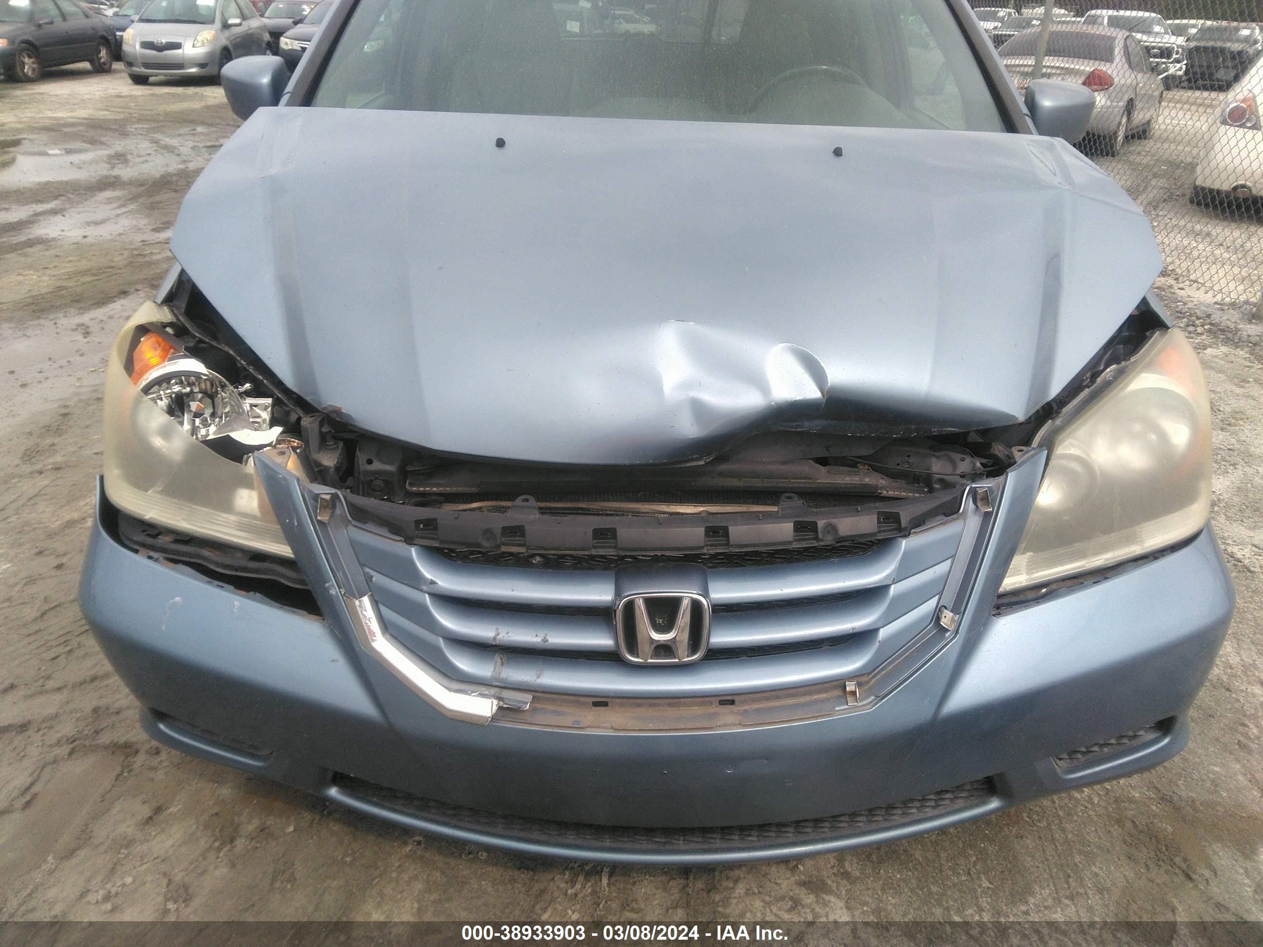 Photo 5 VIN: 5FNRL3H7XAB004206 - HONDA ODYSSEY 