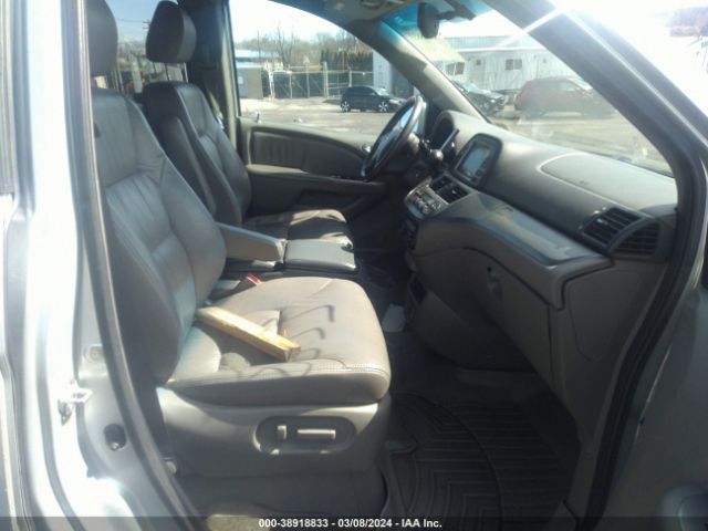 Photo 4 VIN: 5FNRL3H7XAB034399 - HONDA ODYSSEY 