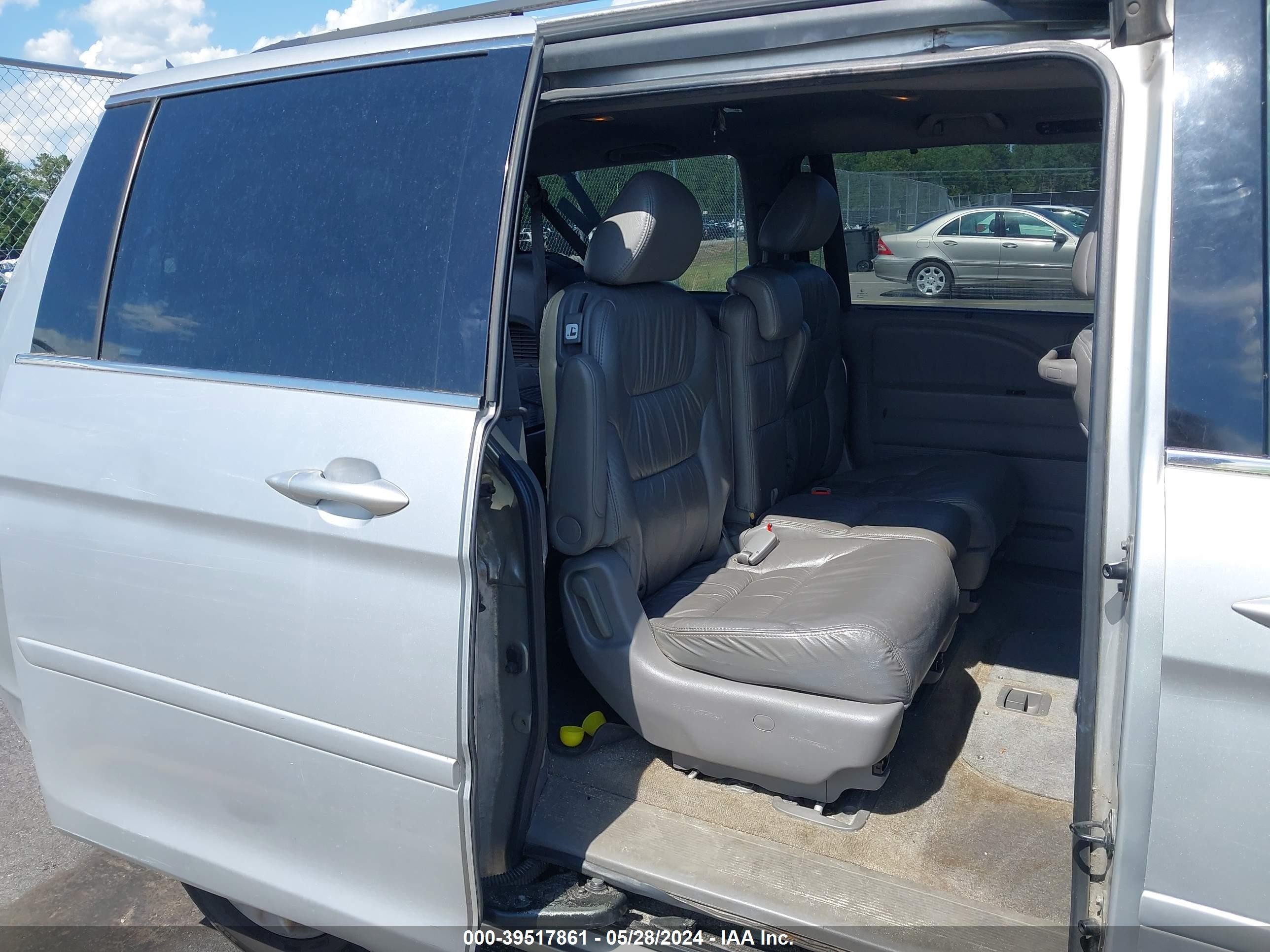 Photo 7 VIN: 5FNRL3H95AB096083 - HONDA ODYSSEY 