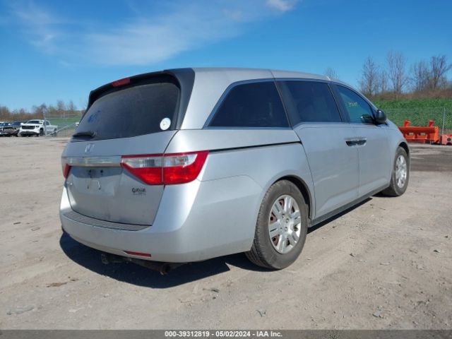 Photo 3 VIN: 5FNRL5H20CB114877 - HONDA ODYSSEY 