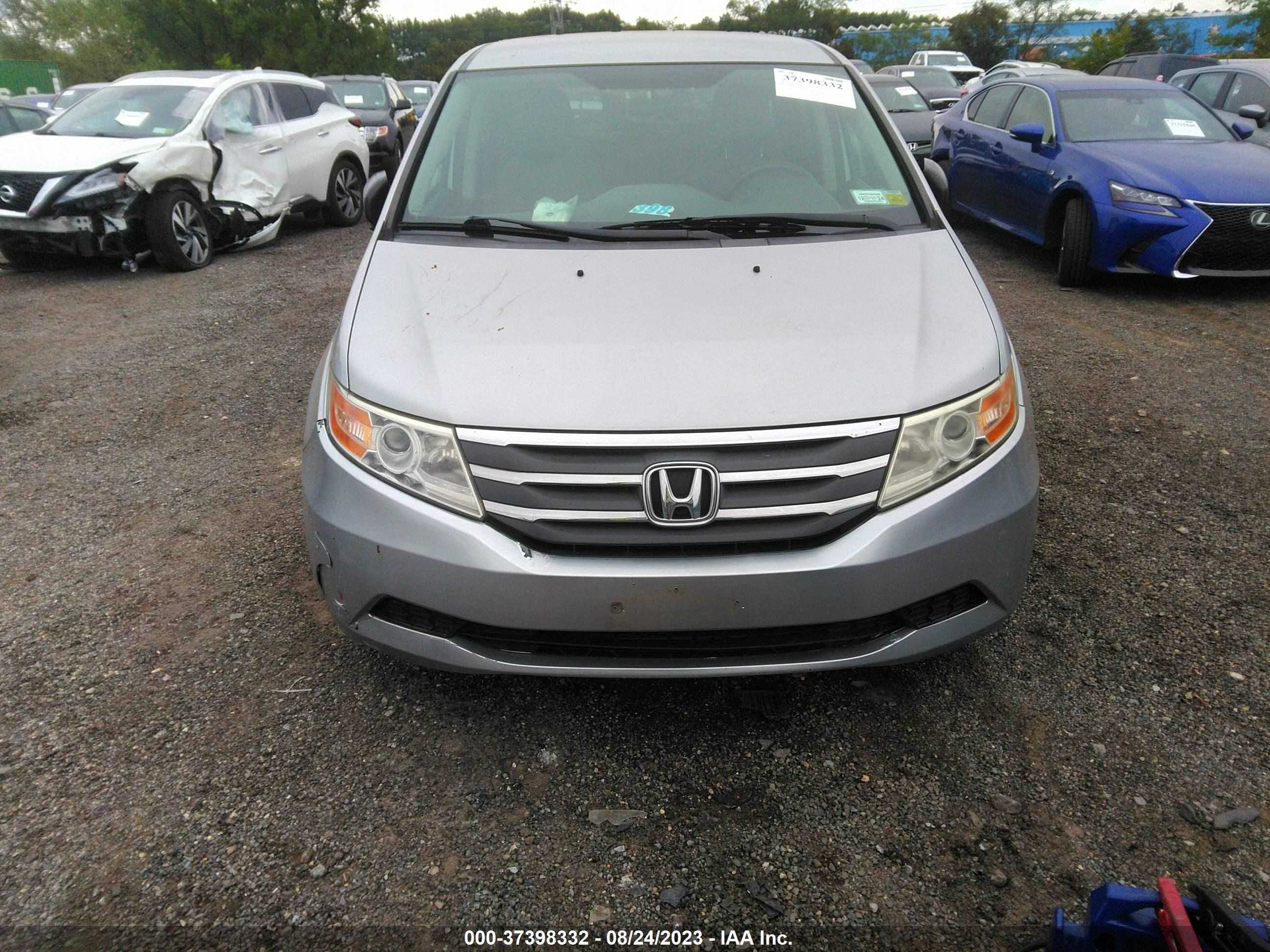 Photo 11 VIN: 5FNRL5H20DB015865 - HONDA ODYSSEY 