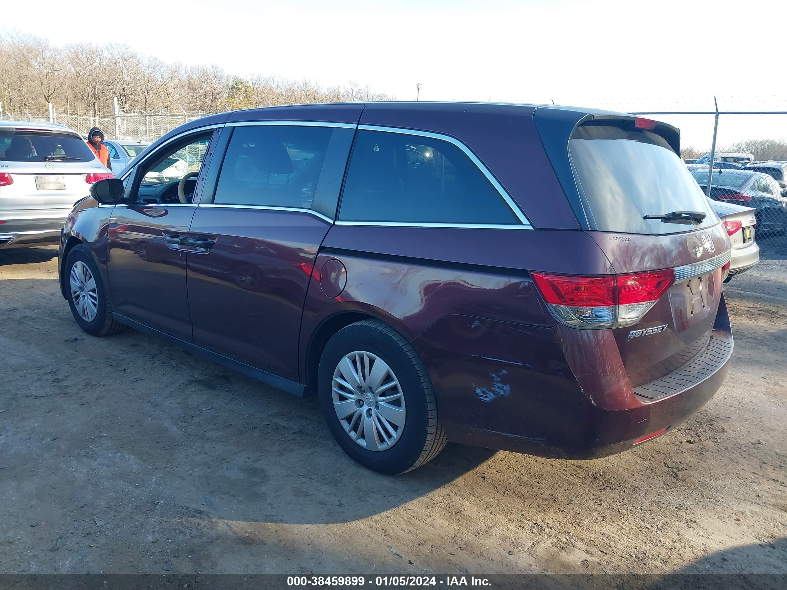 Photo 2 VIN: 5FNRL5H20EB111805 - HONDA ODYSSEY 