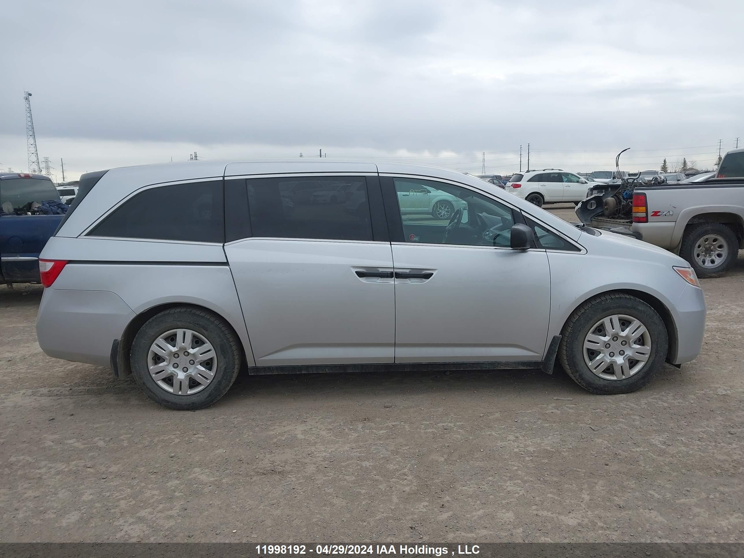 Photo 12 VIN: 5FNRL5H21BB505017 - HONDA ODYSSEY 