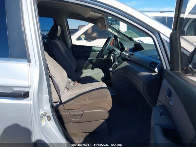 Photo 4 VIN: 5FNRL5H21CB090394 - HONDA ODYSSEY 