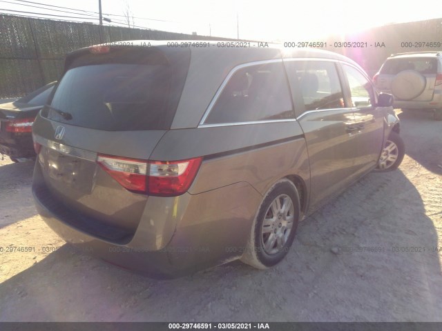 Photo 3 VIN: 5FNRL5H21DB076190 - HONDA ODYSSEY 