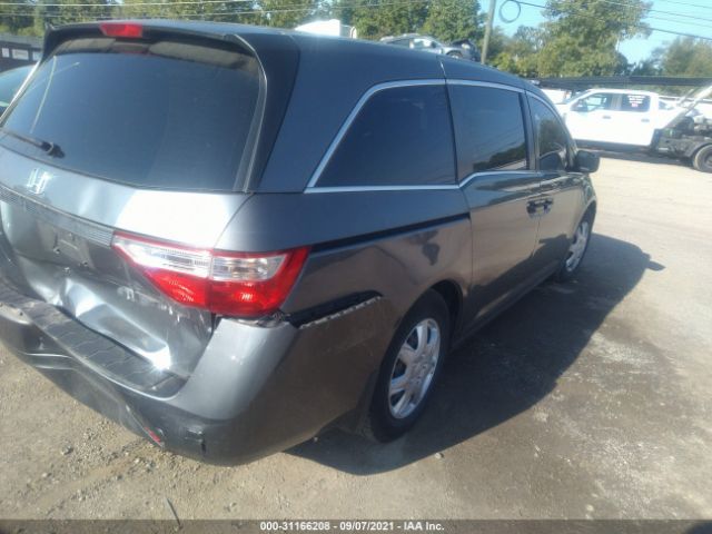 Photo 3 VIN: 5FNRL5H22BB024838 - HONDA ODYSSEY 