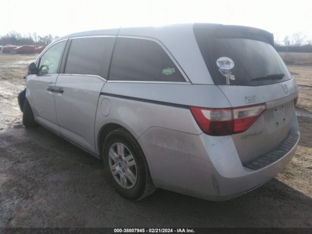 Photo 2 VIN: 5FNRL5H23BB007109 - HONDA ODYSSEY 