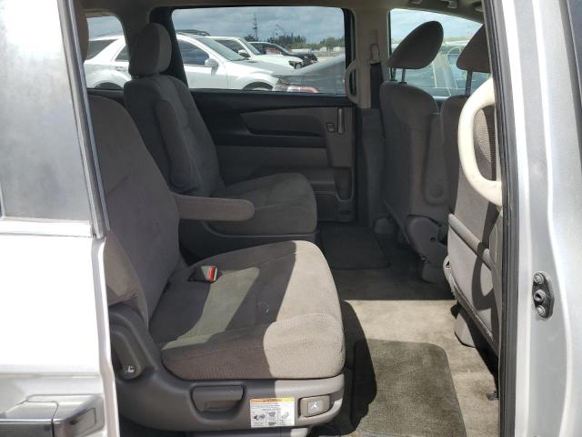 Photo 10 VIN: 5FNRL5H24DB091900 - HONDA ODYSSEY LX 