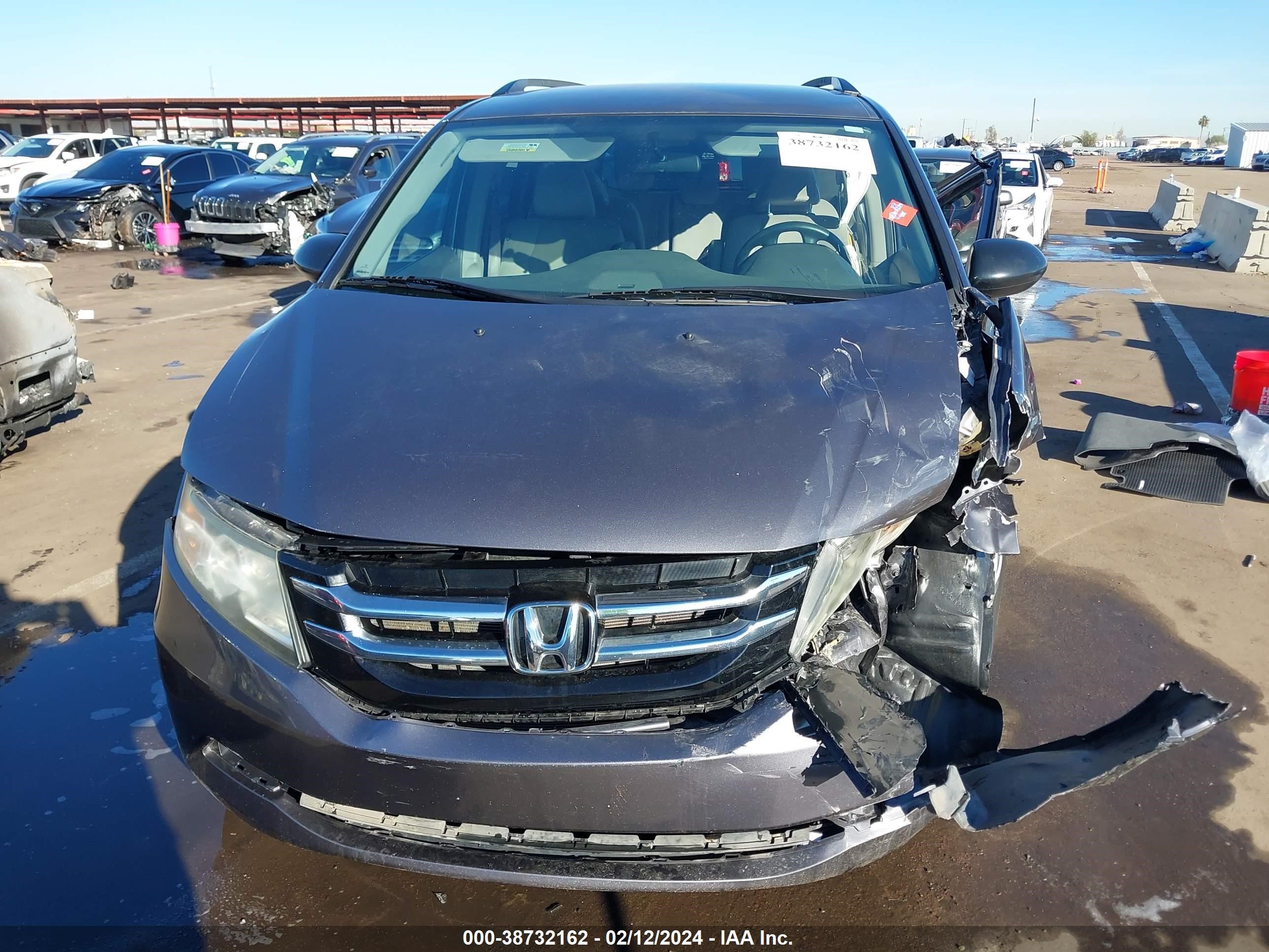 Photo 12 VIN: 5FNRL5H24FB049777 - HONDA ODYSSEY 