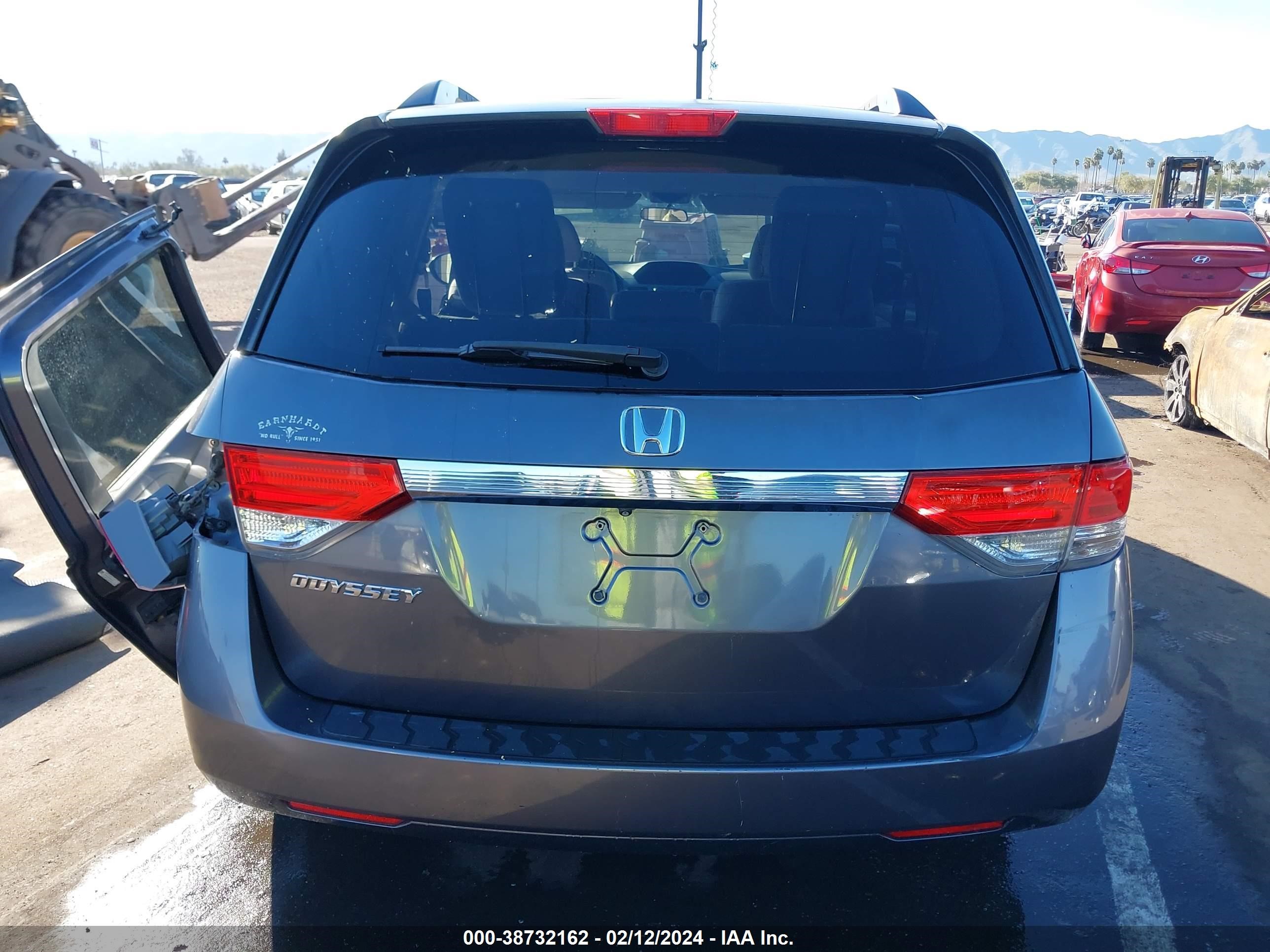 Photo 16 VIN: 5FNRL5H24FB049777 - HONDA ODYSSEY 