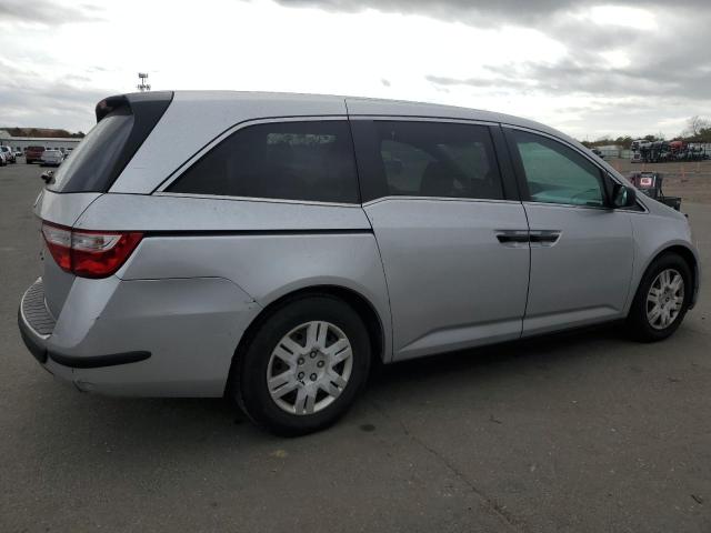 Photo 2 VIN: 5FNRL5H25DB060946 - HONDA ODYSSEY LX 