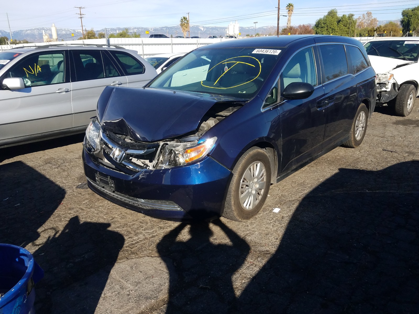 Photo 1 VIN: 5FNRL5H25GB064029 - HONDA ODYSSEY LX 