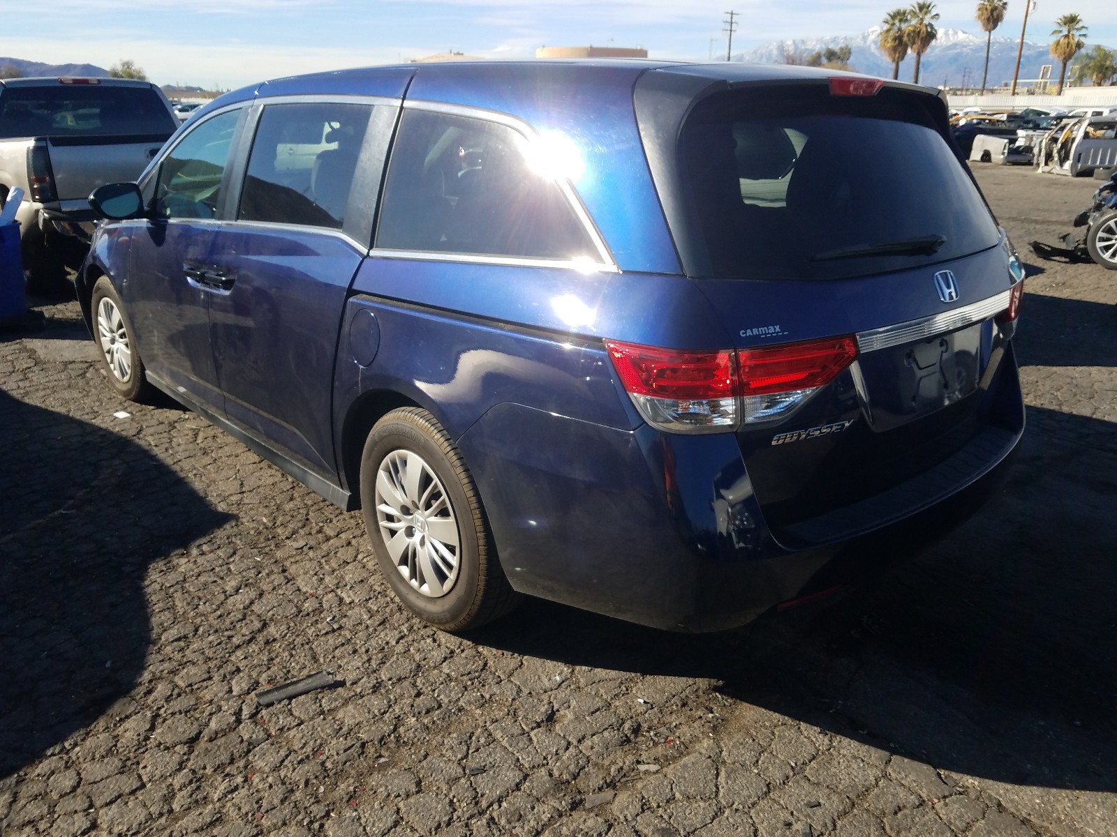 Photo 2 VIN: 5FNRL5H25GB064029 - HONDA ODYSSEY LX 