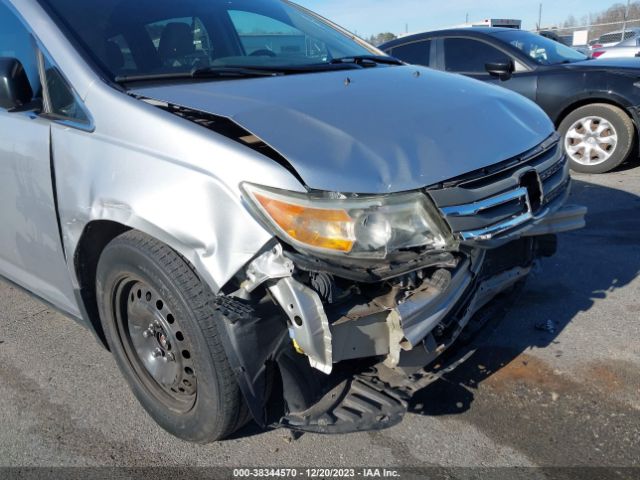 Photo 5 VIN: 5FNRL5H27BB090334 - HONDA ODYSSEY 