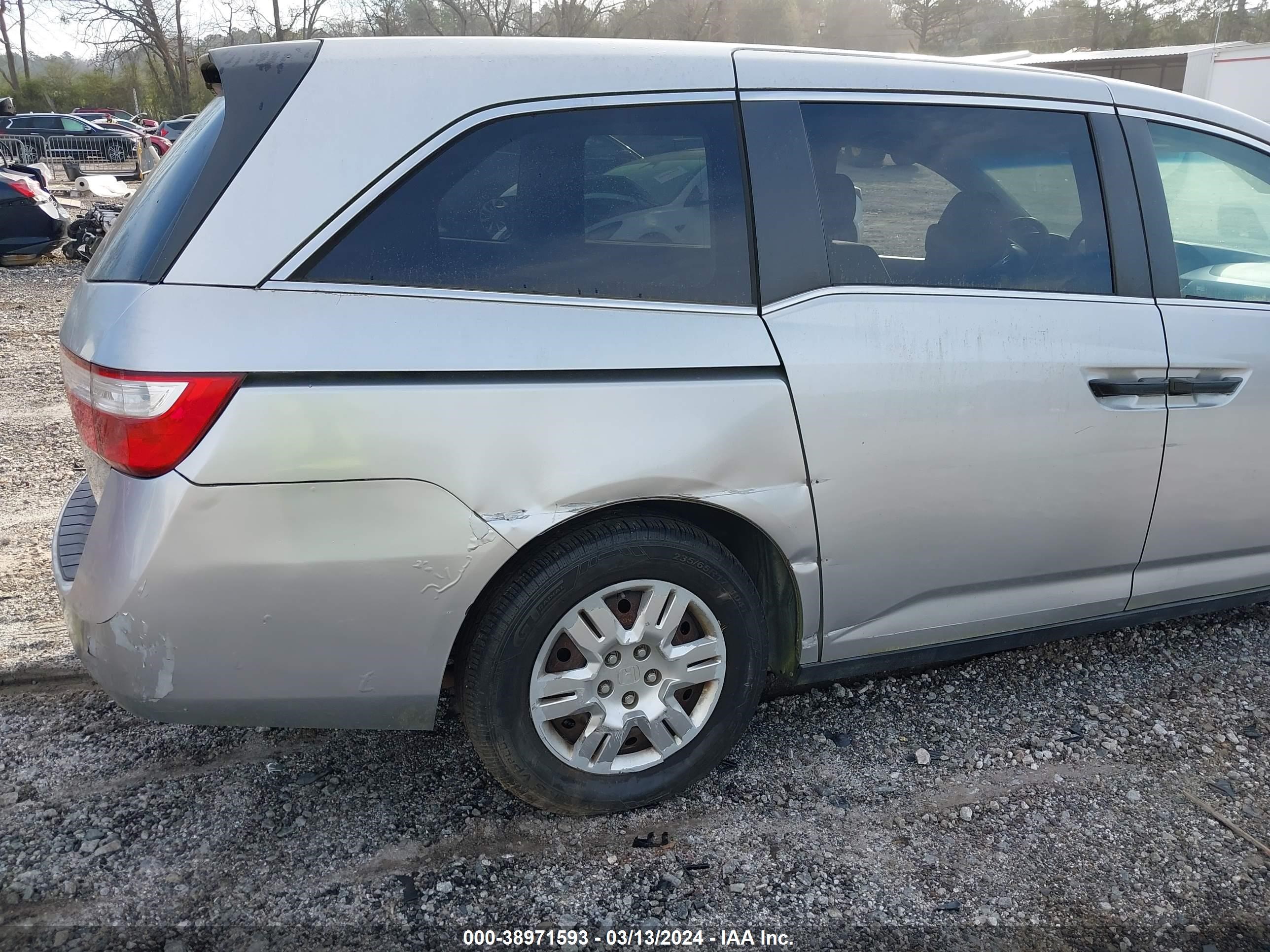 Photo 5 VIN: 5FNRL5H27CB065127 - HONDA ODYSSEY 