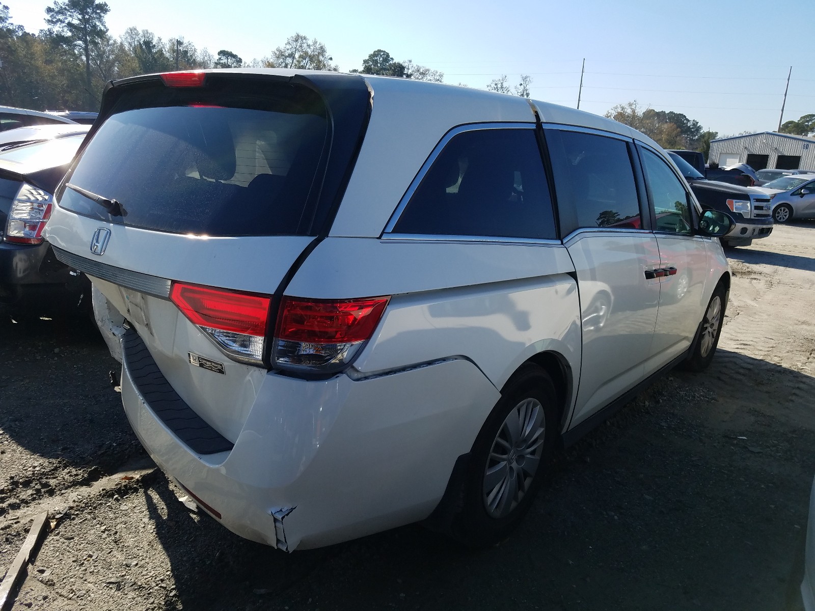 Photo 3 VIN: 5FNRL5H27GB157876 - HONDA ODYSSEY LX 