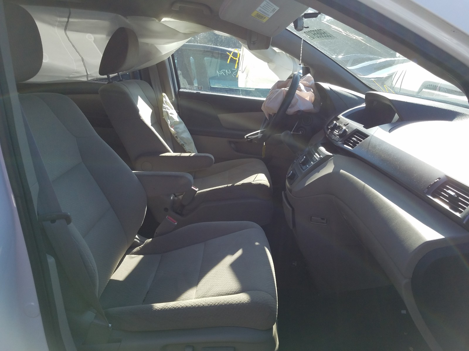 Photo 4 VIN: 5FNRL5H27GB157876 - HONDA ODYSSEY LX 