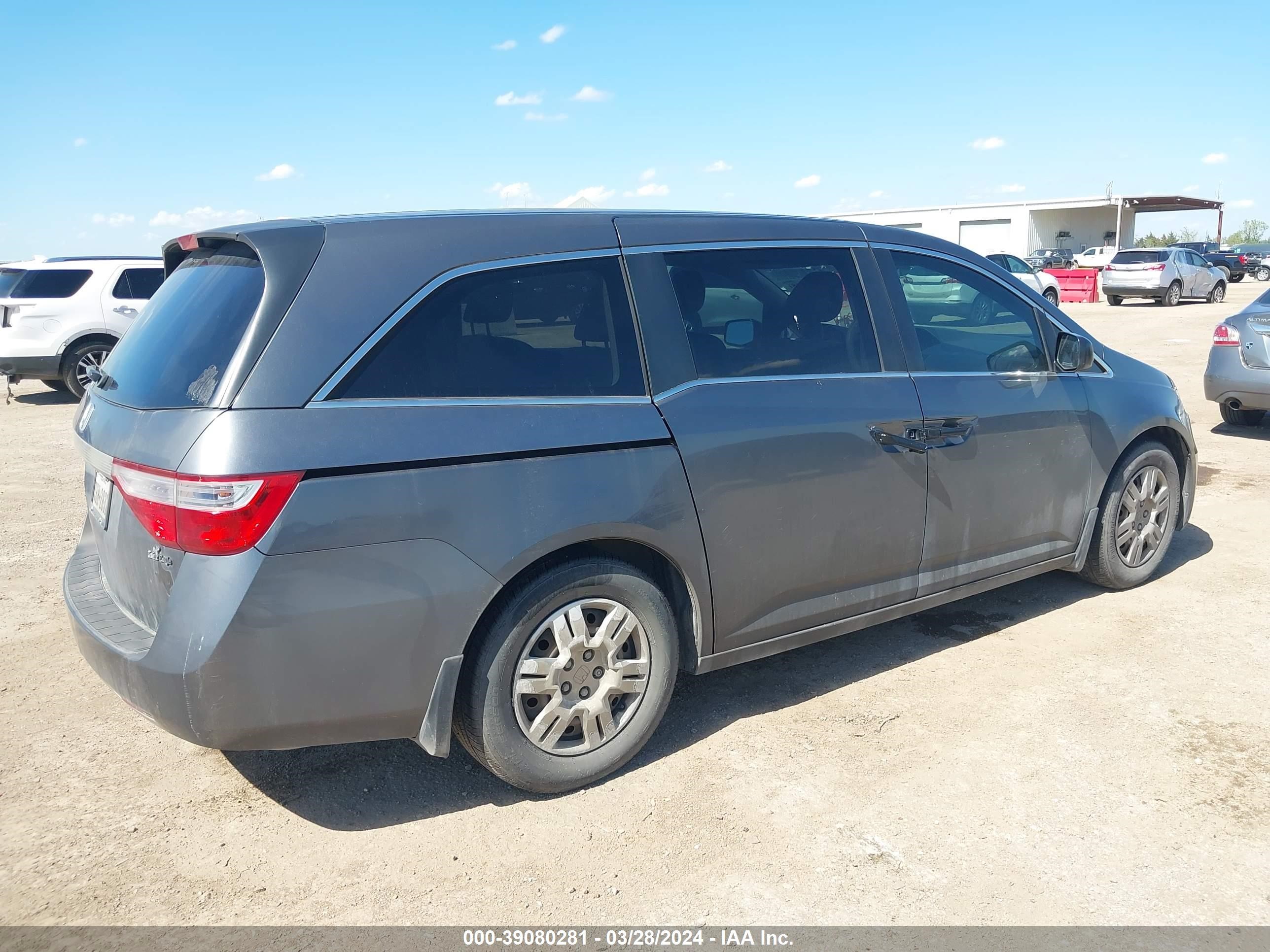 Photo 3 VIN: 5FNRL5H28DB010655 - HONDA ODYSSEY 