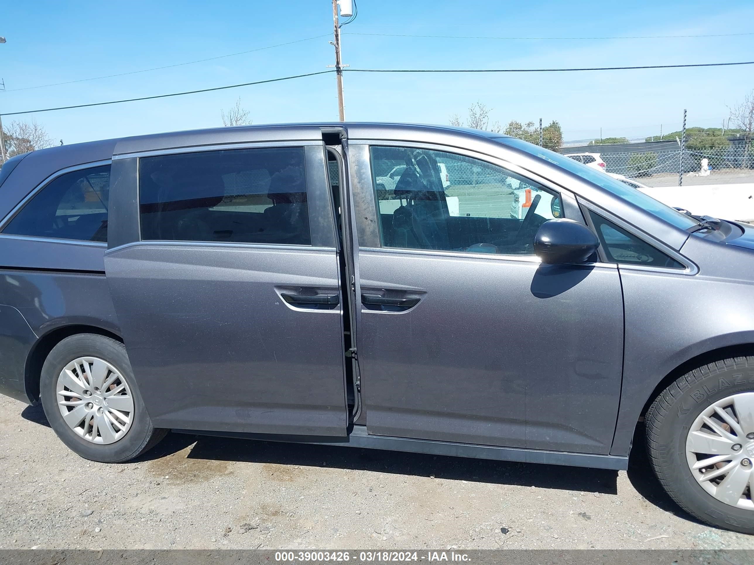 Photo 12 VIN: 5FNRL5H28GB148958 - HONDA ODYSSEY 