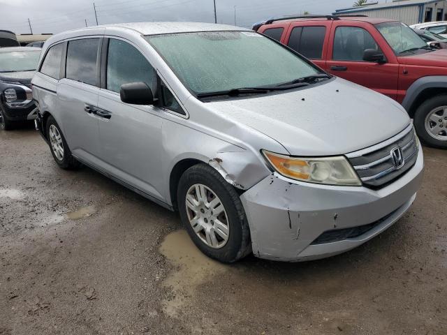 Photo 3 VIN: 5FNRL5H29BB064950 - HONDA ODYSSEY LX 