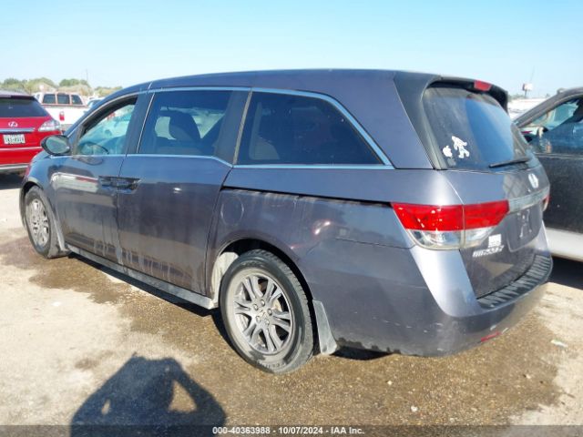 Photo 2 VIN: 5FNRL5H29FB119175 - HONDA ODYSSEY 