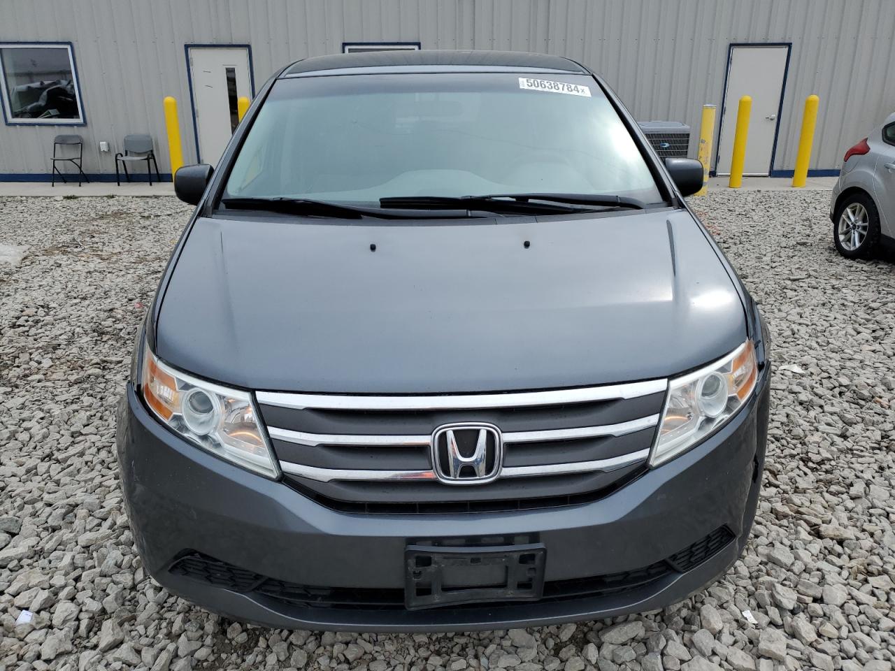 Photo 4 VIN: 5FNRL5H2XBB006877 - HONDA ODYSSEY 