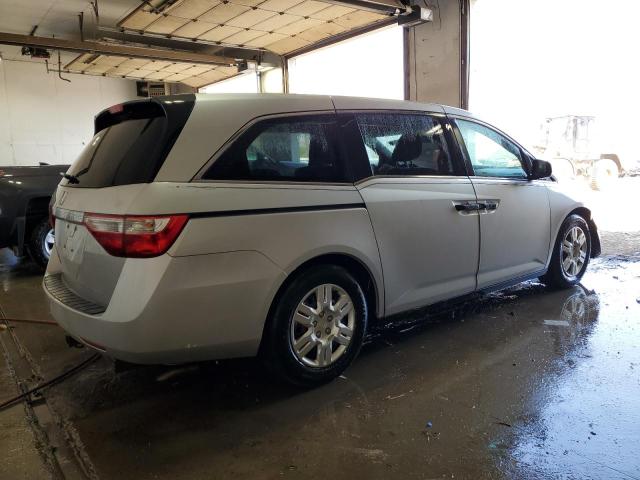 Photo 2 VIN: 5FNRL5H2XBB020567 - HONDA ODYSSEY LX 