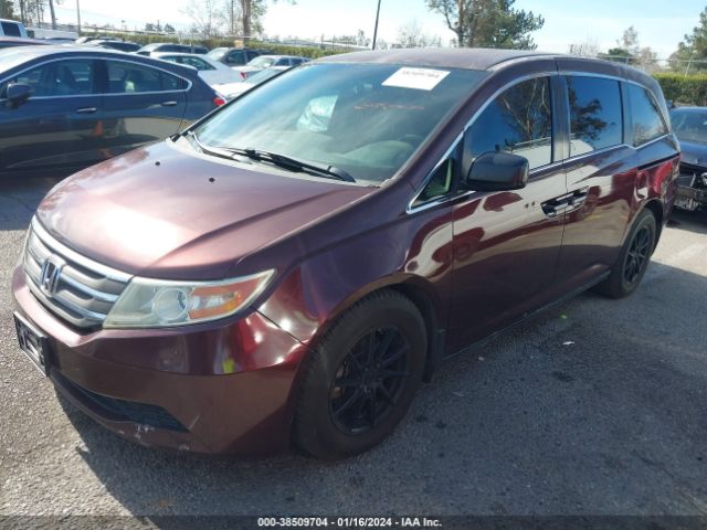 Photo 1 VIN: 5FNRL5H2XCB098641 - HONDA ODYSSEY 